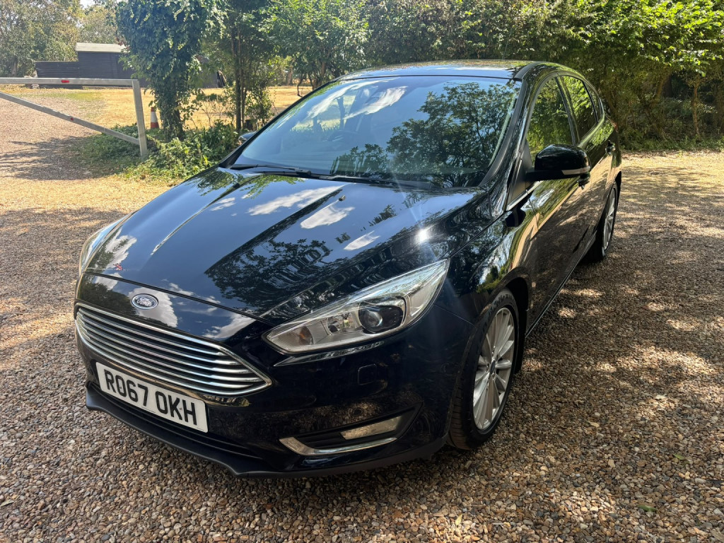 2017 Ford FOCUS