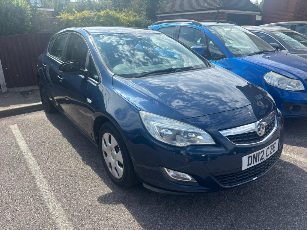 2012 Vauxhall Astra